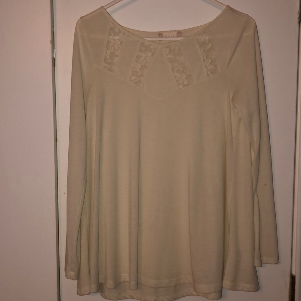Altar’d state top